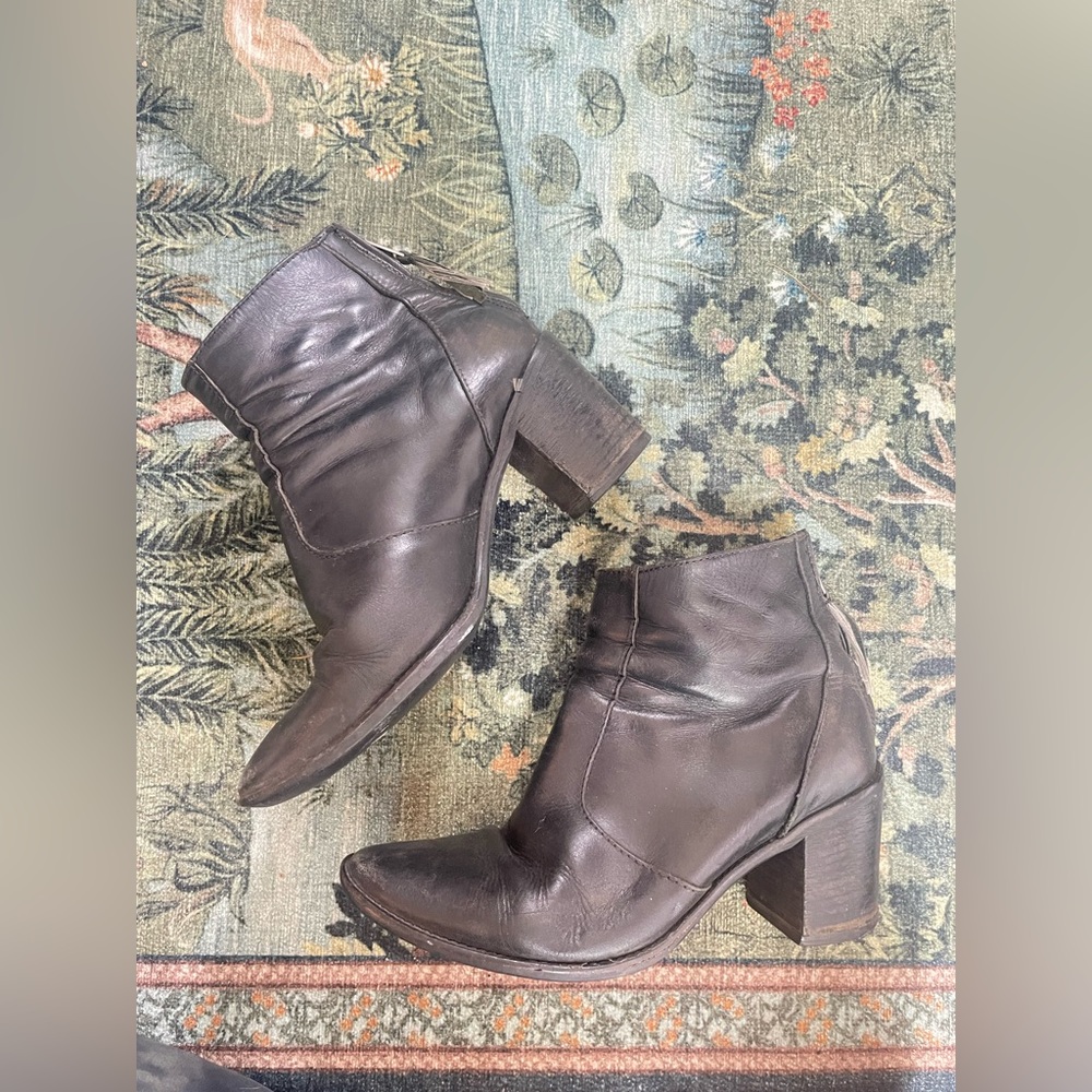 Madewell leather boots 7.5